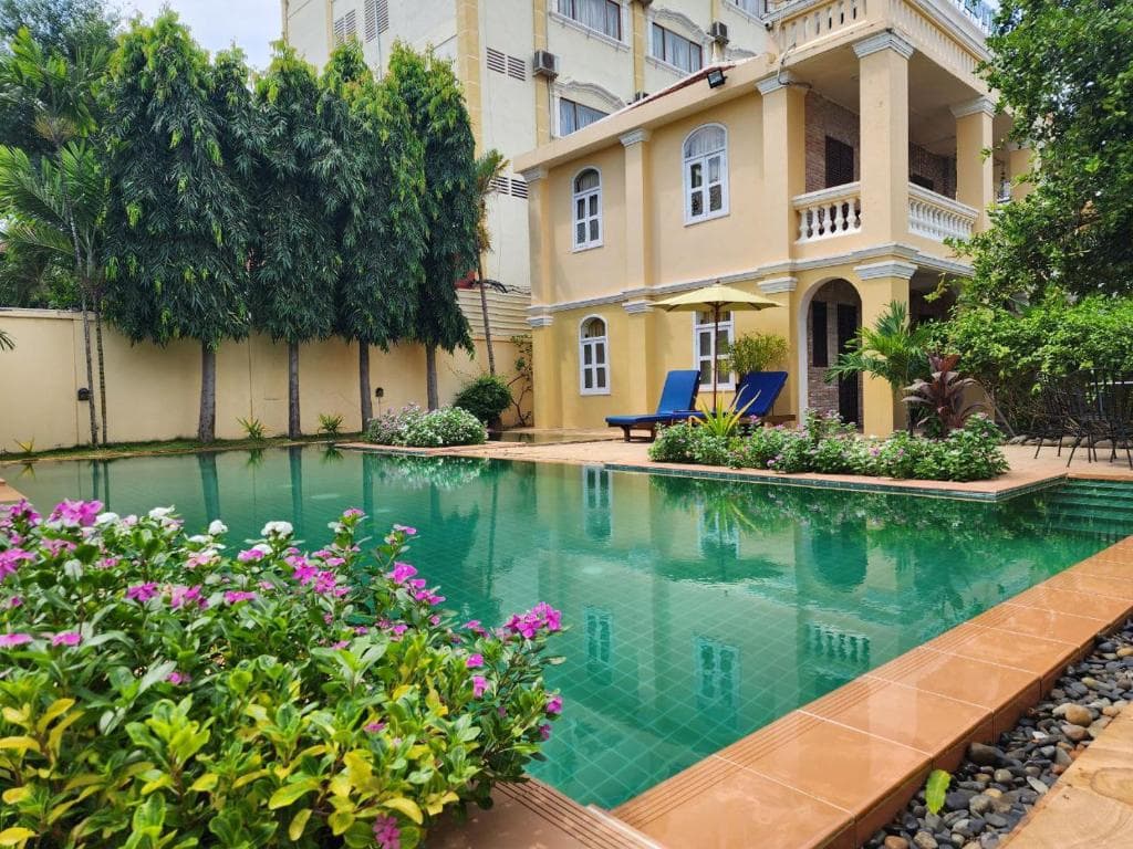 La Villa Battambang Restaurant Boutique Hotel